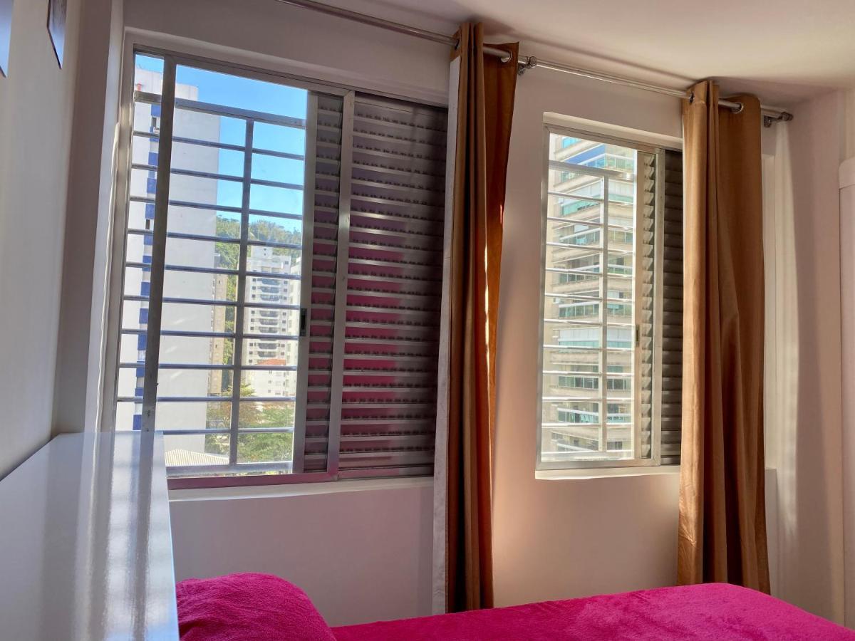 Apartamento Pitangueiras Guarujá Buitenkant foto